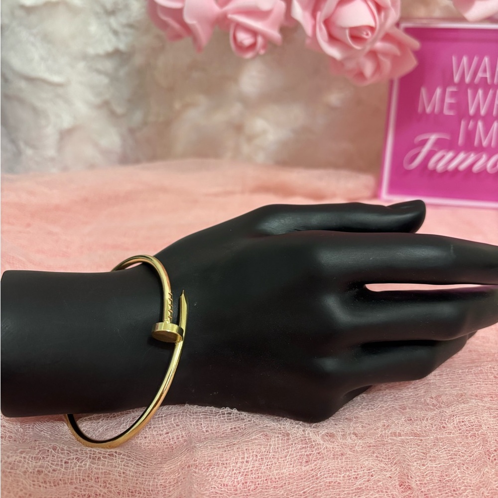 Elegant Gold Nail Bracelet